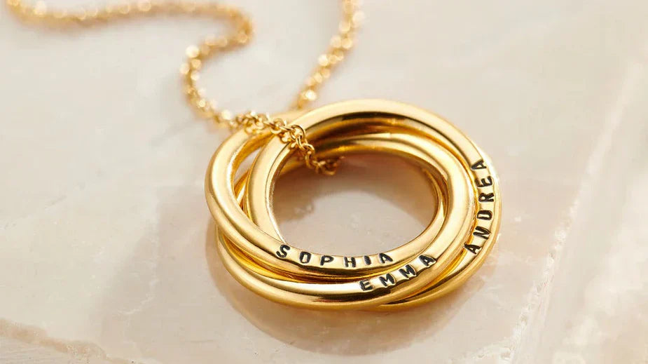 Lo último en moda y joyería nupcial